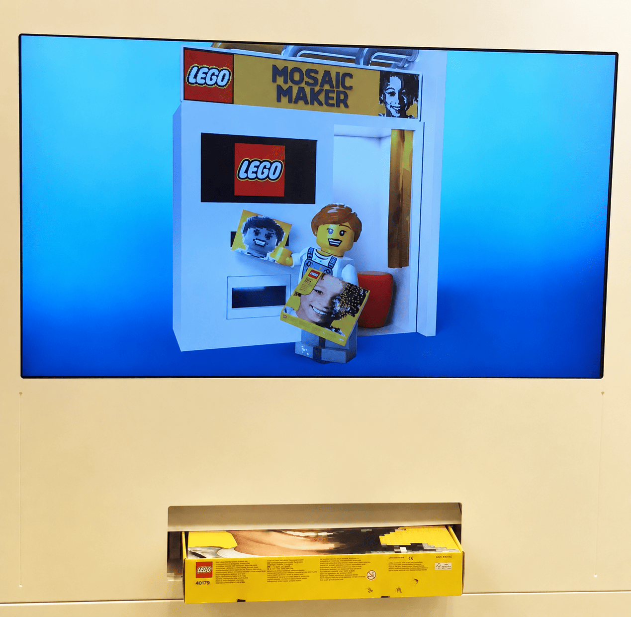Mosaic Maker au LEGO Store Leicester Square - portrait en briques LEGO